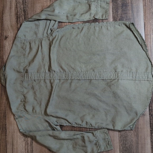 Free People x CP Shades Oversized Button Down Silk Blend Size XS In Olive Green - Picture 6 of 10
